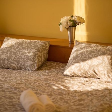 Holiday Home Nives Тиват Екстер'єр фото