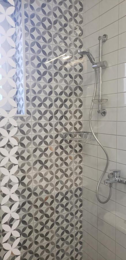 Holiday Home Nives Тиват Екстер'єр фото